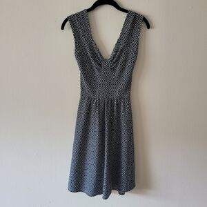 Anthropologie Matilde Dress Navy & White Criss Cross Open Back Fit‎ & Flare Sz 2